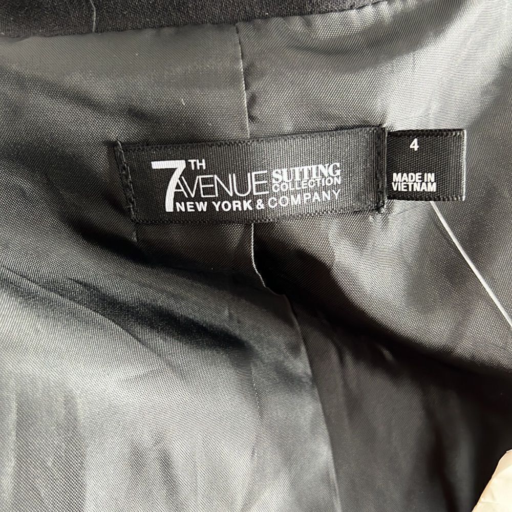 New York and Company, 7th Avenue Suit Collection jacket - Picture 10 of 15